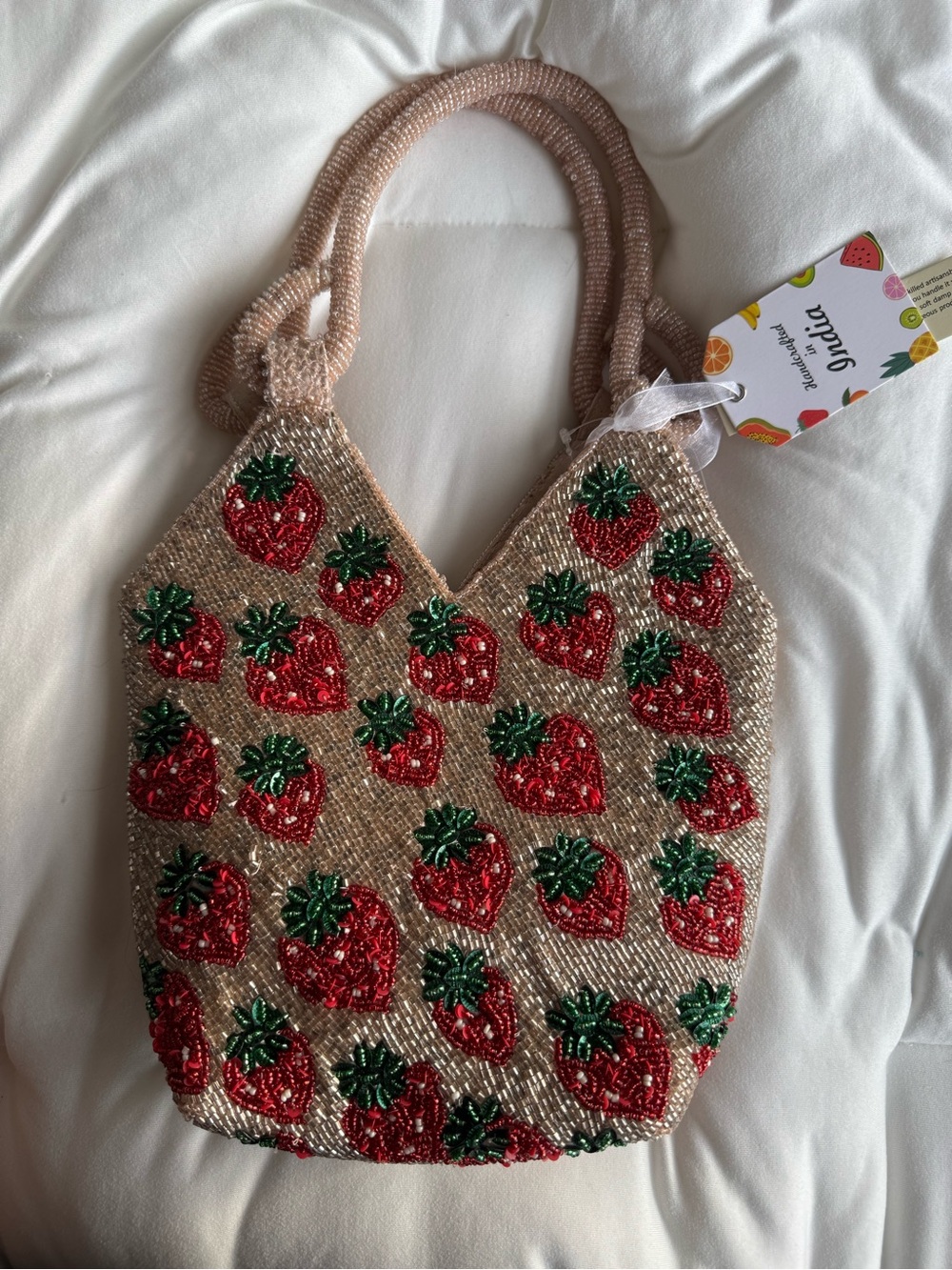 Strawberry Beaded Bucket Bag Handmade in India New With Tags - Picture 1 of 15